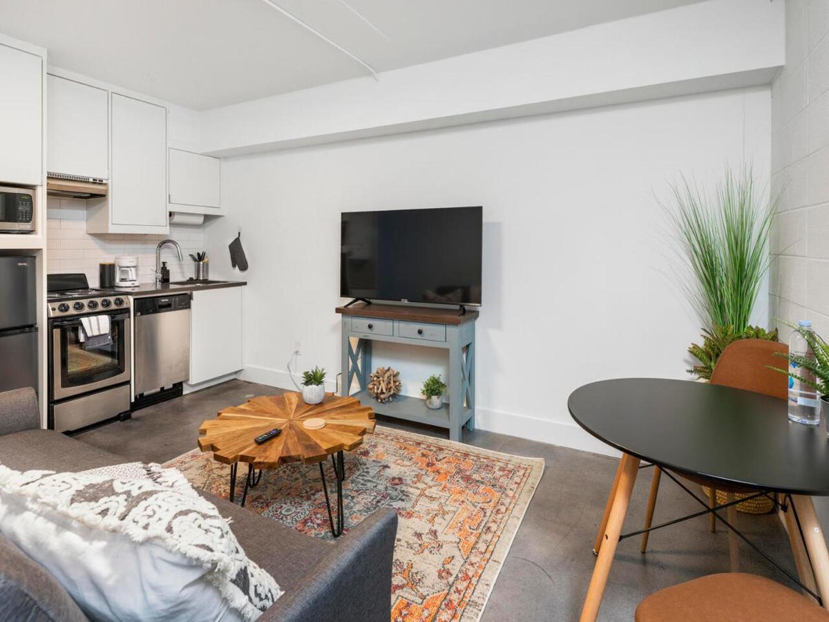 شقة أتلانتا  في Comfortable Studio With Queen Bed, City Walkable! المظهر الخارجي الصورة